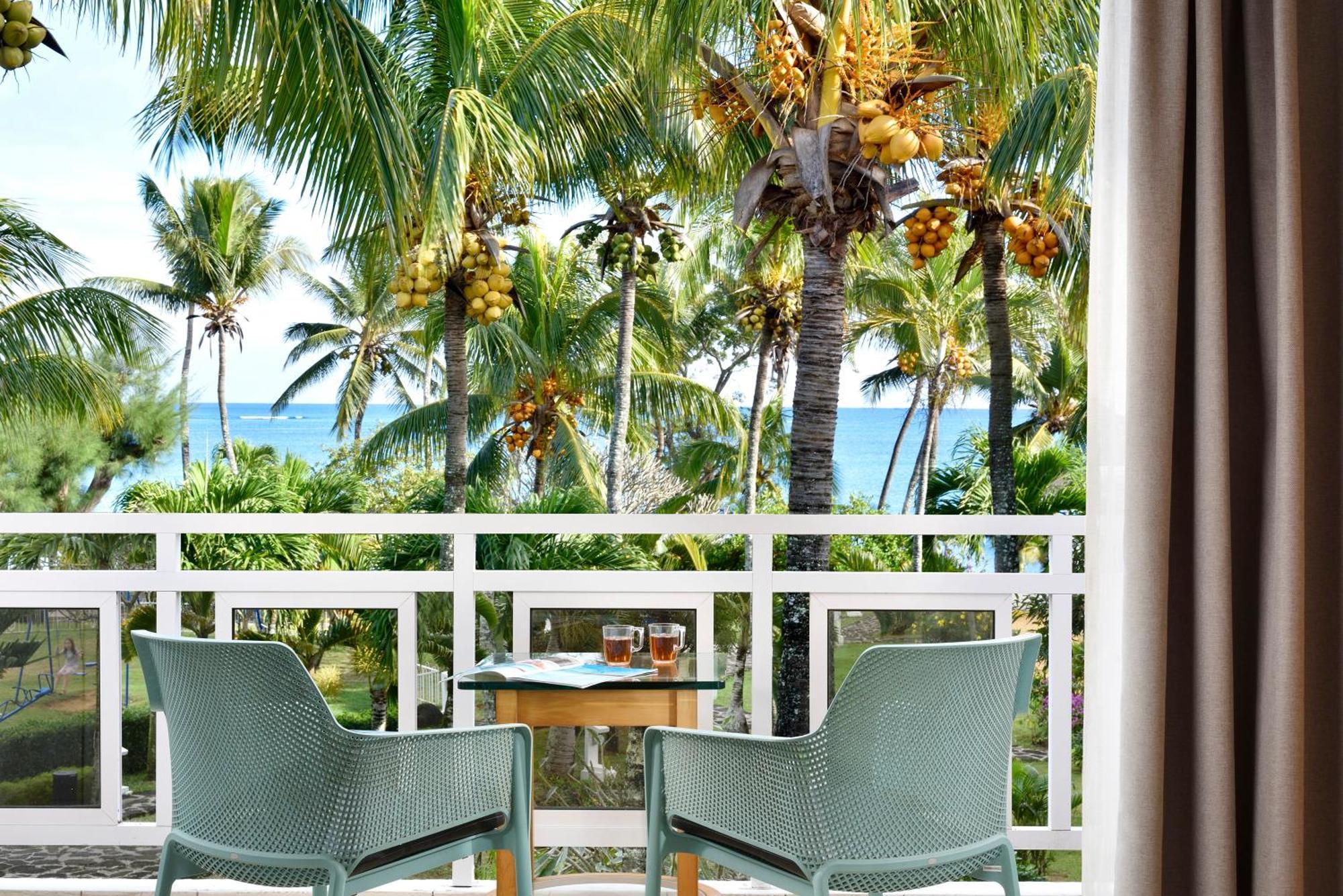 Coral Azur Beach Resort Mont Choisy Exterior photo