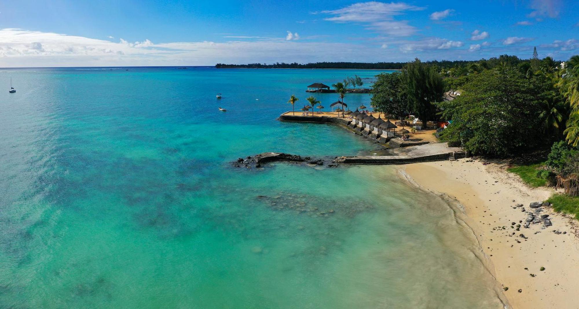 Coral Azur Beach Resort Mont Choisy Exterior photo