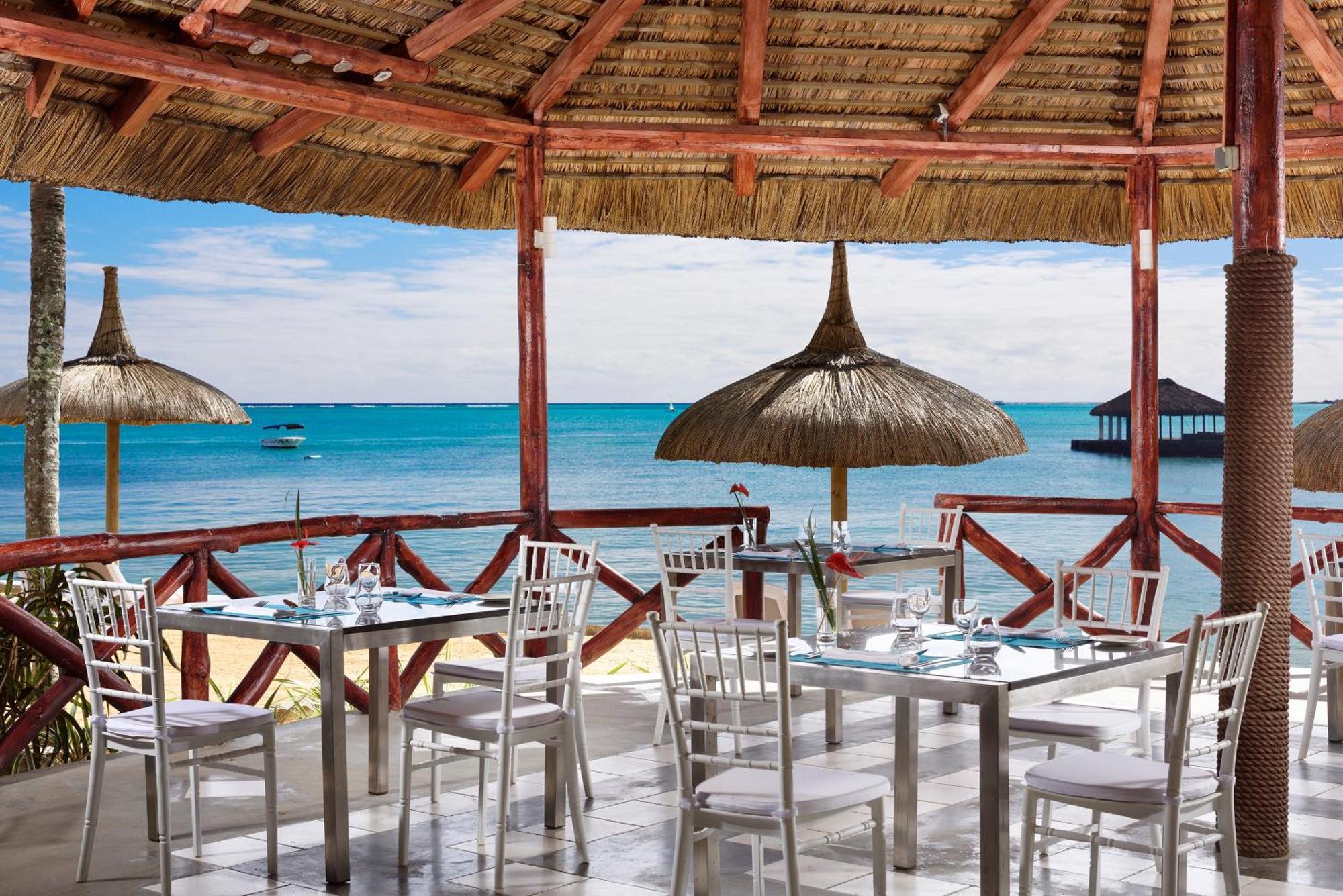Coral Azur Beach Resort Mont Choisy Exterior photo