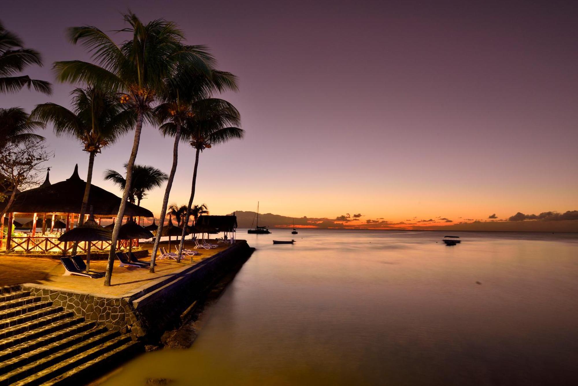 Coral Azur Beach Resort Mont Choisy Exterior photo