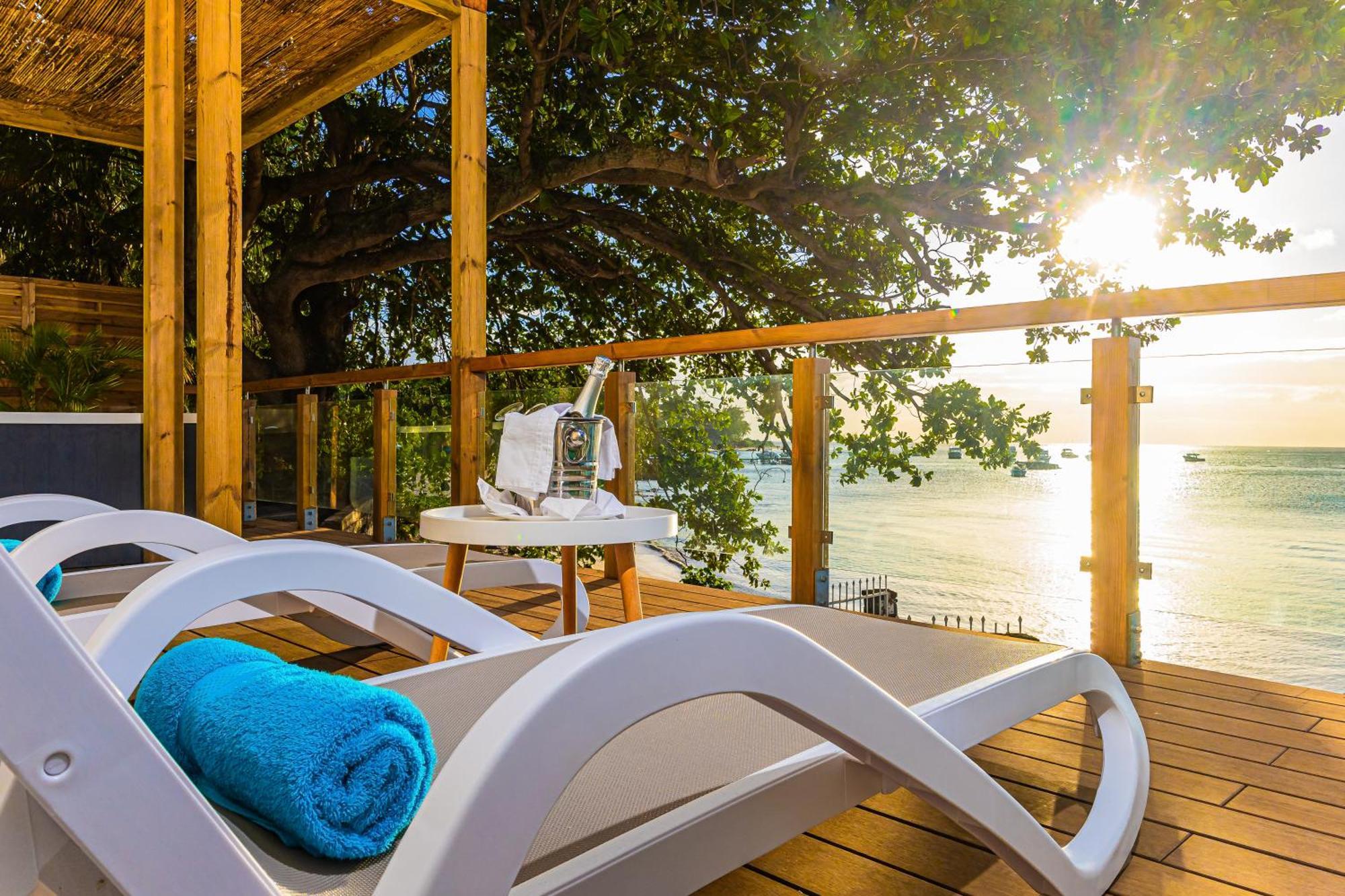 Coral Azur Beach Resort Mont Choisy Exterior photo