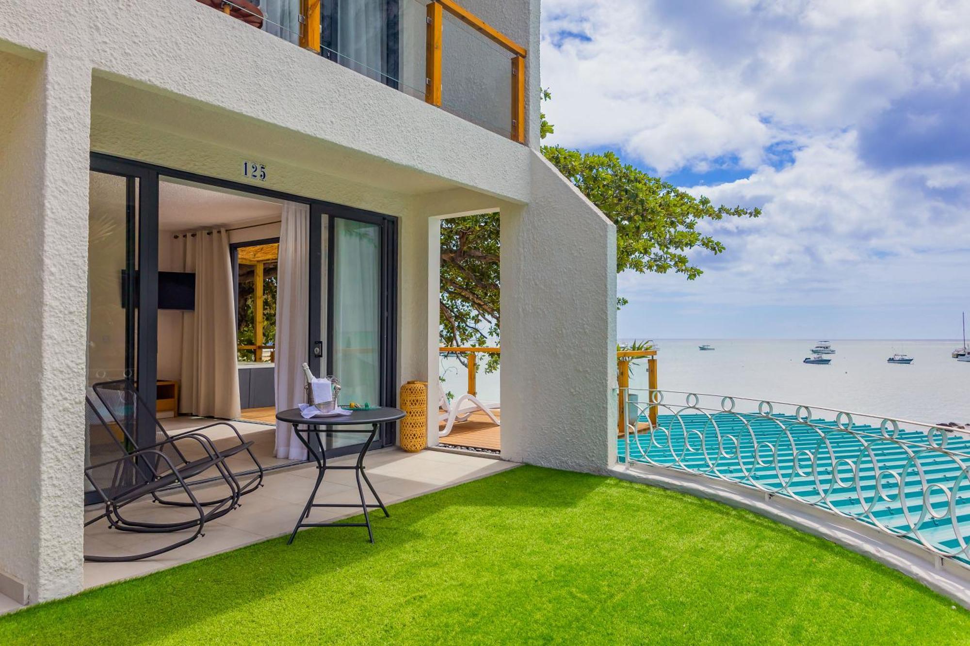 Coral Azur Beach Resort Mont Choisy Exterior photo